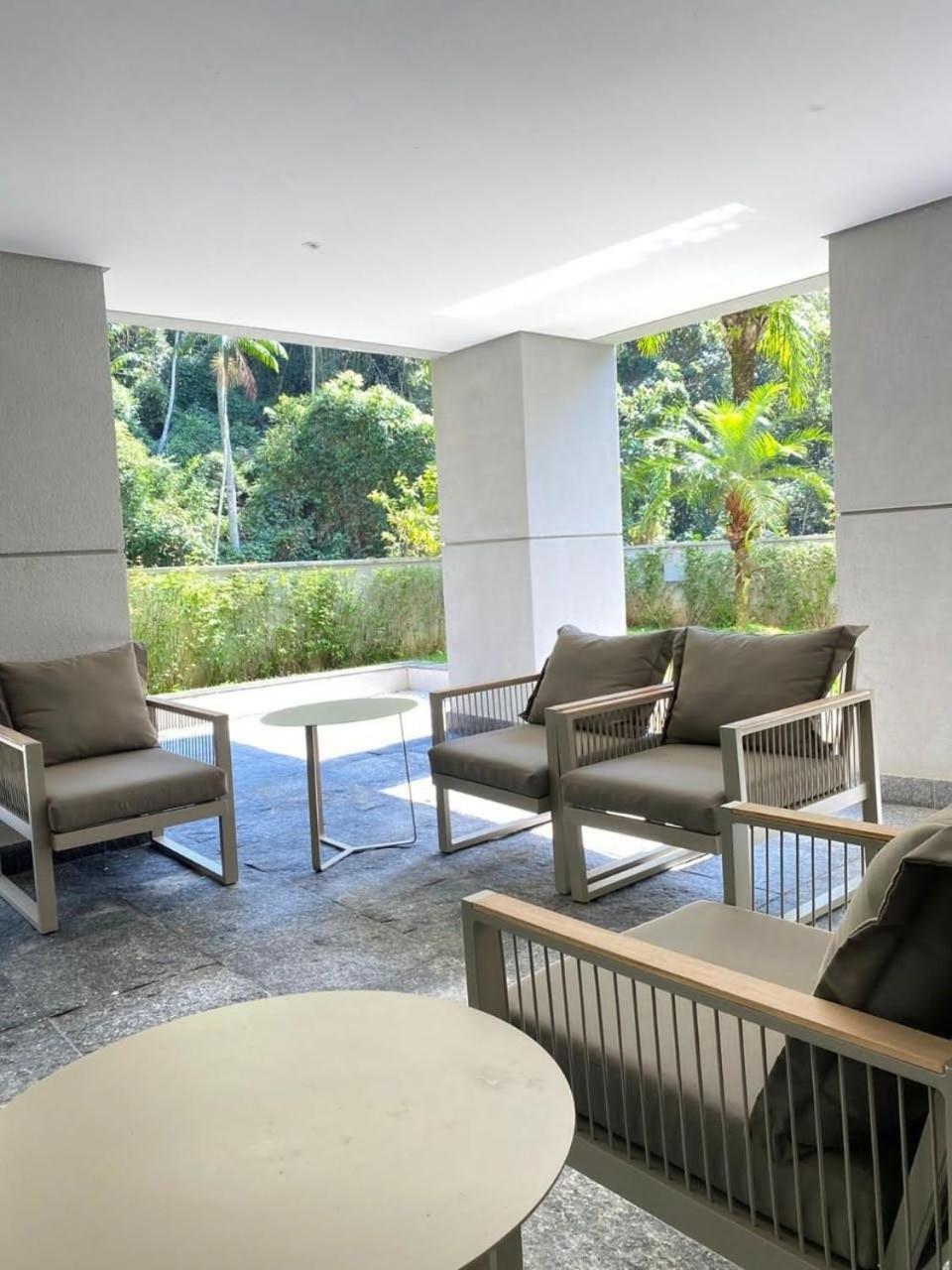 Aconchegante E Moderno Apartamento Pertissimo Da Praia Ubatuba Eksteriør billede